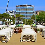 Sunbeach Appartement Lignano Sabbiadoro
